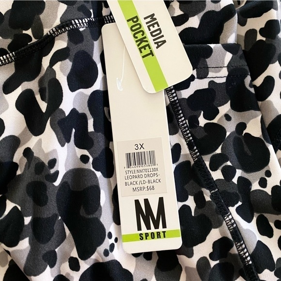 Nicole Miller Animal Print High Waisted Leggings Plus Size - Picture 8 of 12